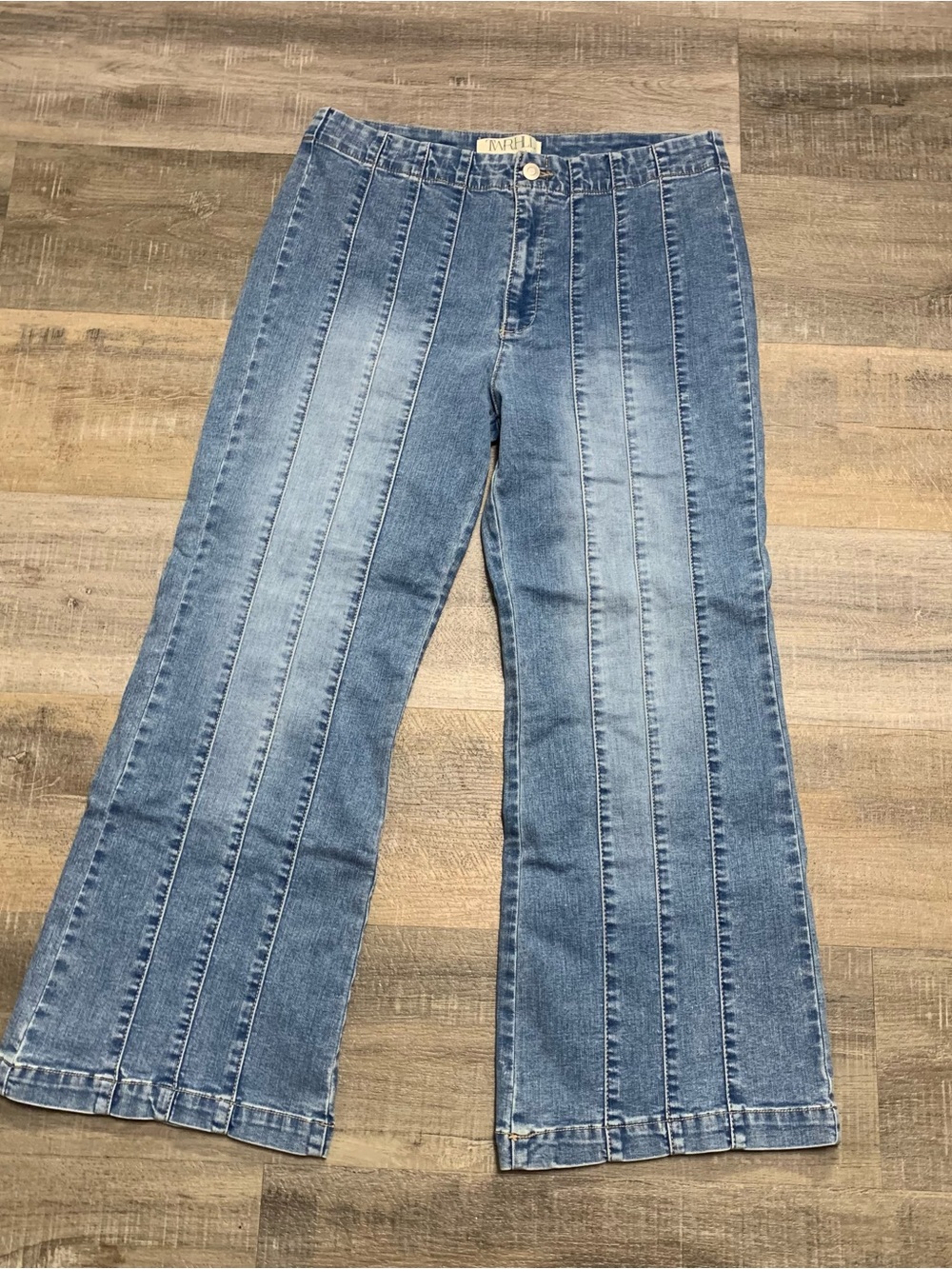 TWRHLL Christie Brinkley Women’s Size 14 Wide Leg Cropped Jeans 30 X 26